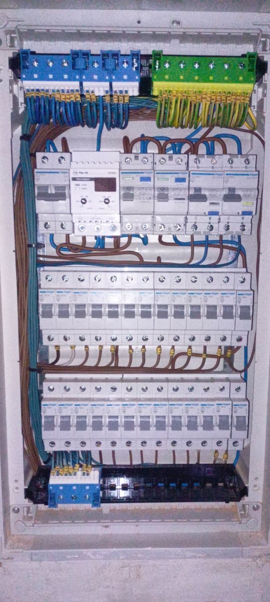 Електромонтаж квартир та будинків
