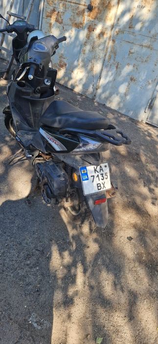 Продаю срочно скутеры 125-150 кубов состояние 8500грн
