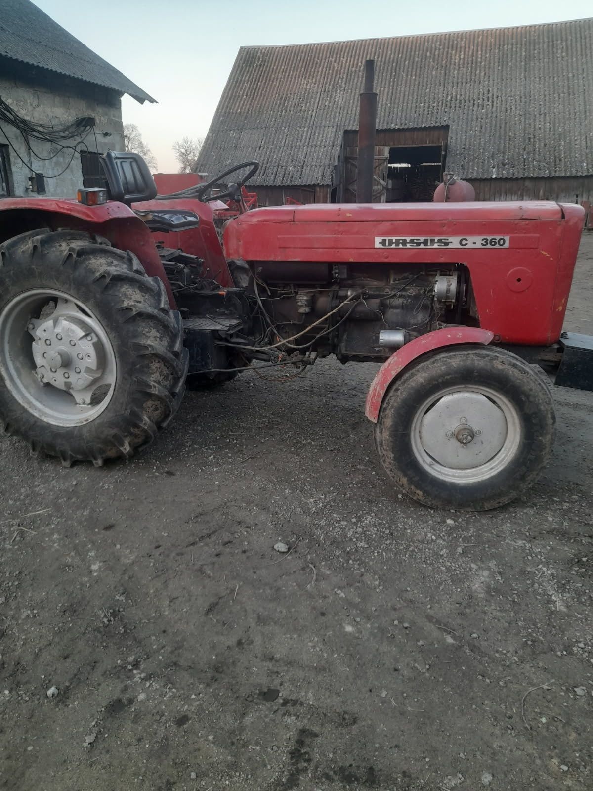 Sprzedam ursus c 360/355