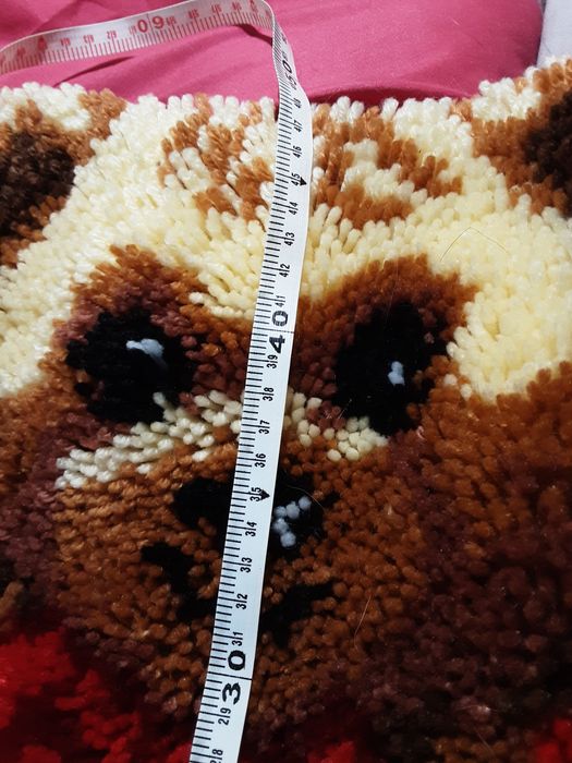 Невеликі коврики ручної роботи