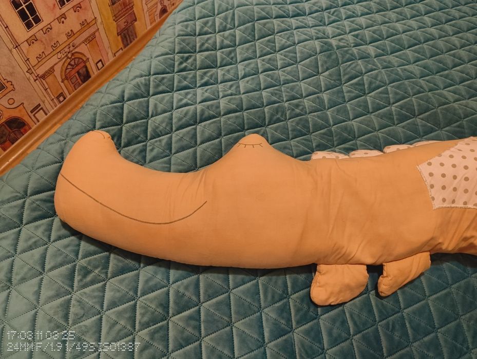 Smokozaur poduszka ochraniacz do łóżka stan bdb