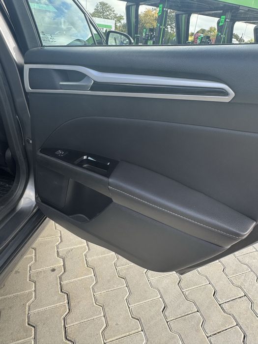 Ford Fusion 2013 Plug-In Hybrid Titanium