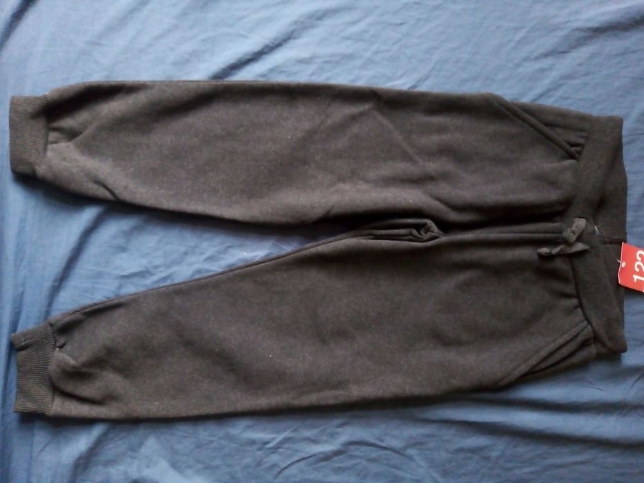 Nowe ubranka paka bluzki 122/128