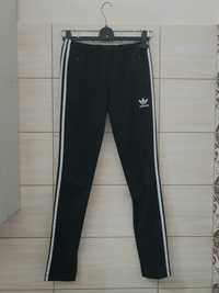 Czarne spodnie dresowe Adidas 3-paski 3-stripes 34