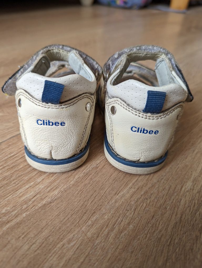 Шкіряні дитячі сандалі на літо Clibee