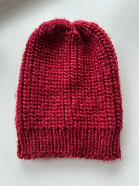 Жіноча тепла в"язана шапка KiK. Розмір 56-57