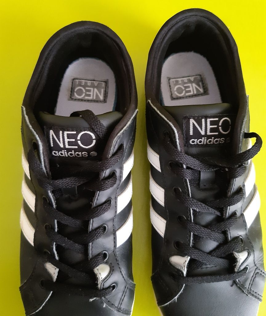 Кроссовки Adidas neo 37.5