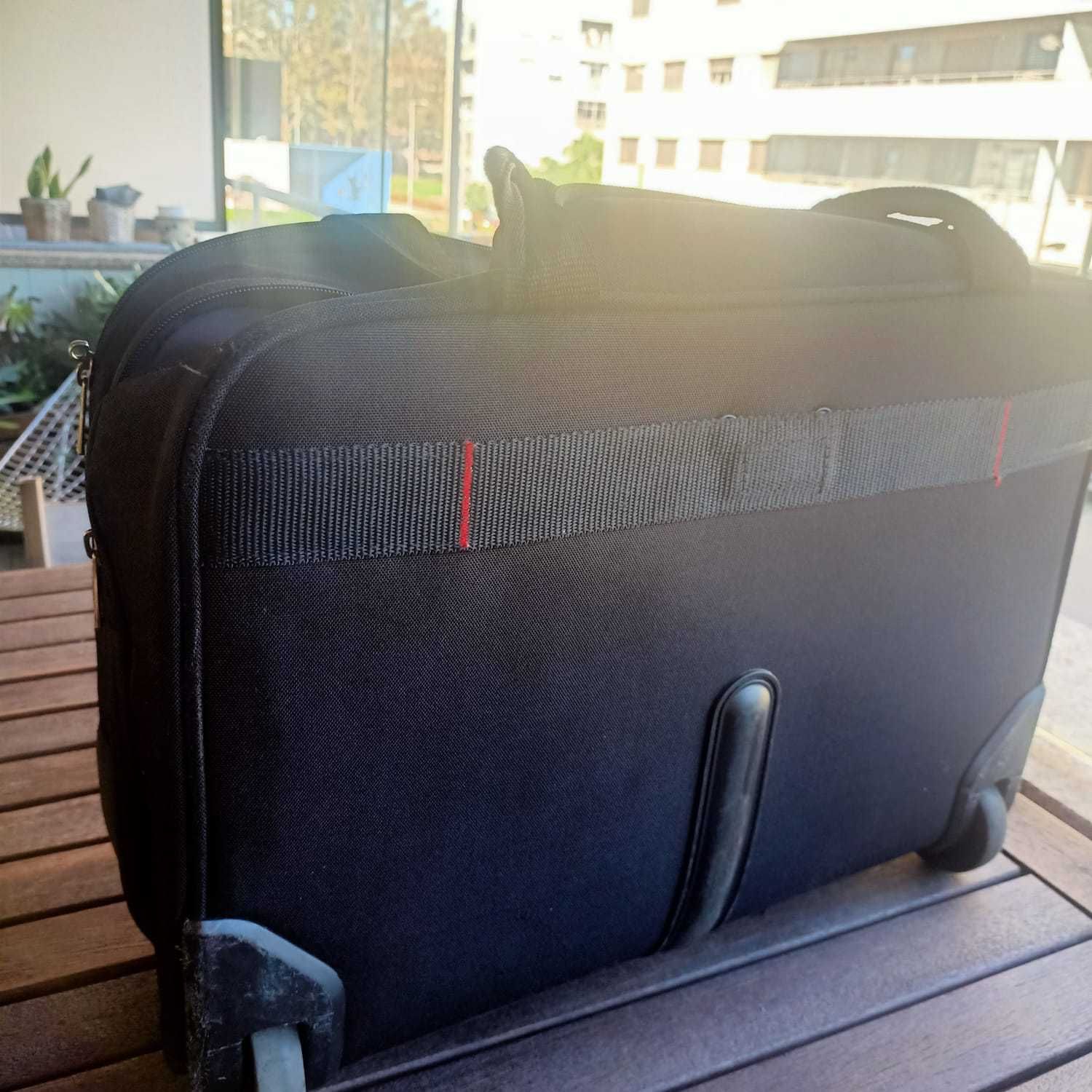 Pasta com rodas para Portátil Samsonite- Guardit 2.0