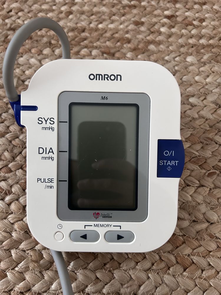 Medidor de tensão omron M6