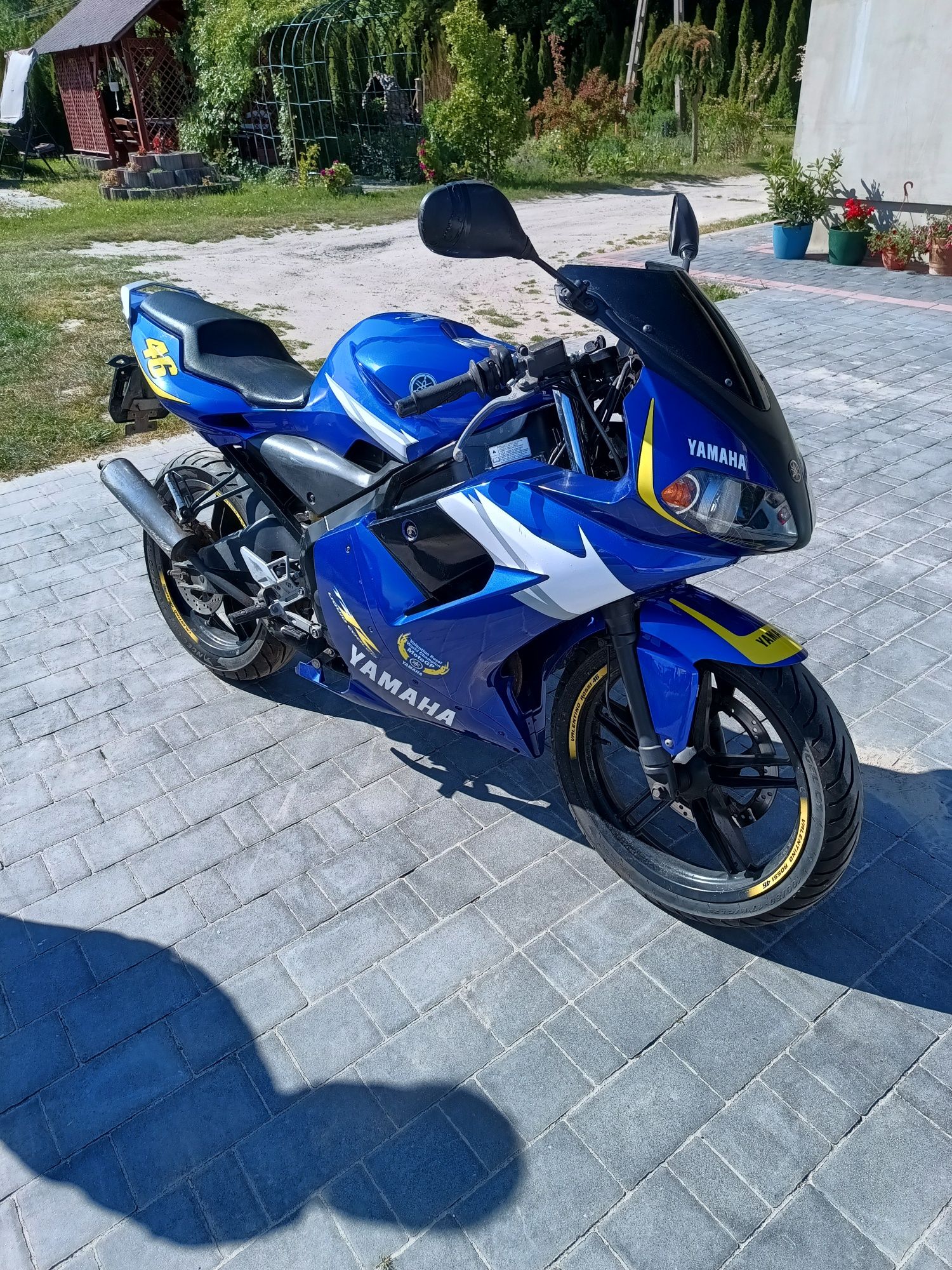 Yamaha TZR 50 race replica rossi blue