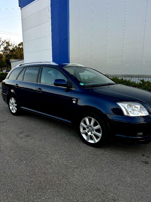 Toyota Avensis T25 2.2 дизель