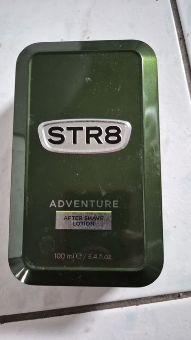 Metalowa puszka na kosmetyki