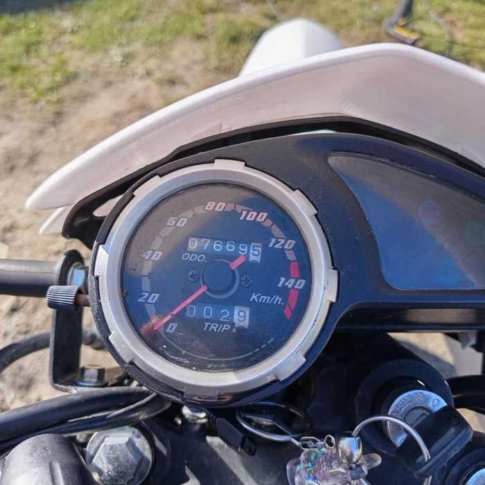 Продам мотоцикл spark sp250 D1