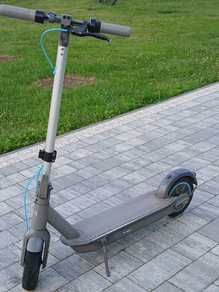 Hulajnoga elektryczna