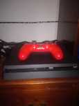 PlayStation 4 com comando