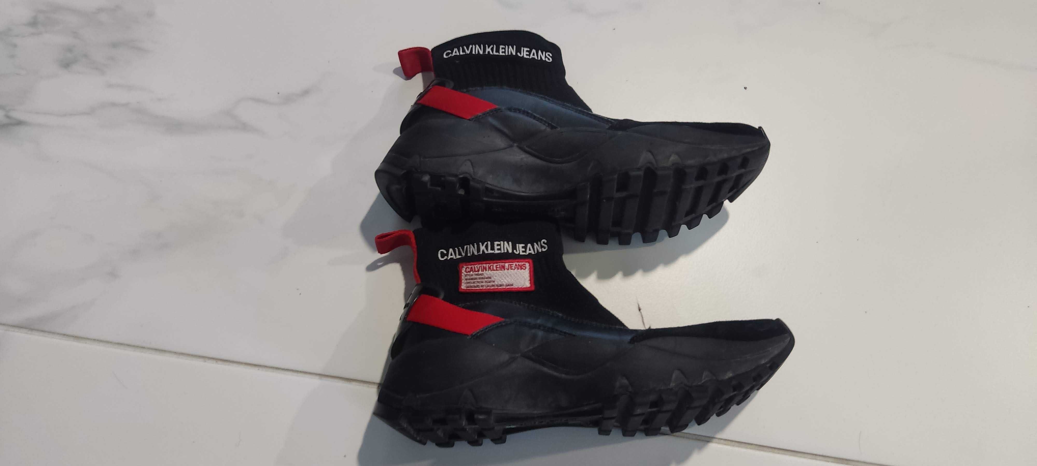 BUTY Calvin Klein Jeans Sneakersy Tysha 37