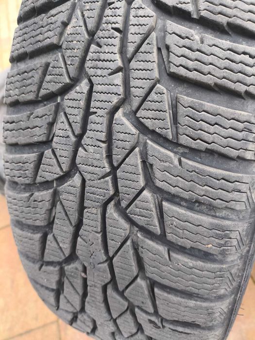 Opony zimowe 195/60R16 Nokian WR D4 z felgami