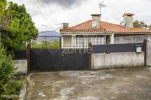 Moradia para restauro em Vitorino das Donas, Ponte de Lima
