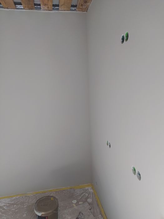 Малярні роботи, декор,напольні покриття.