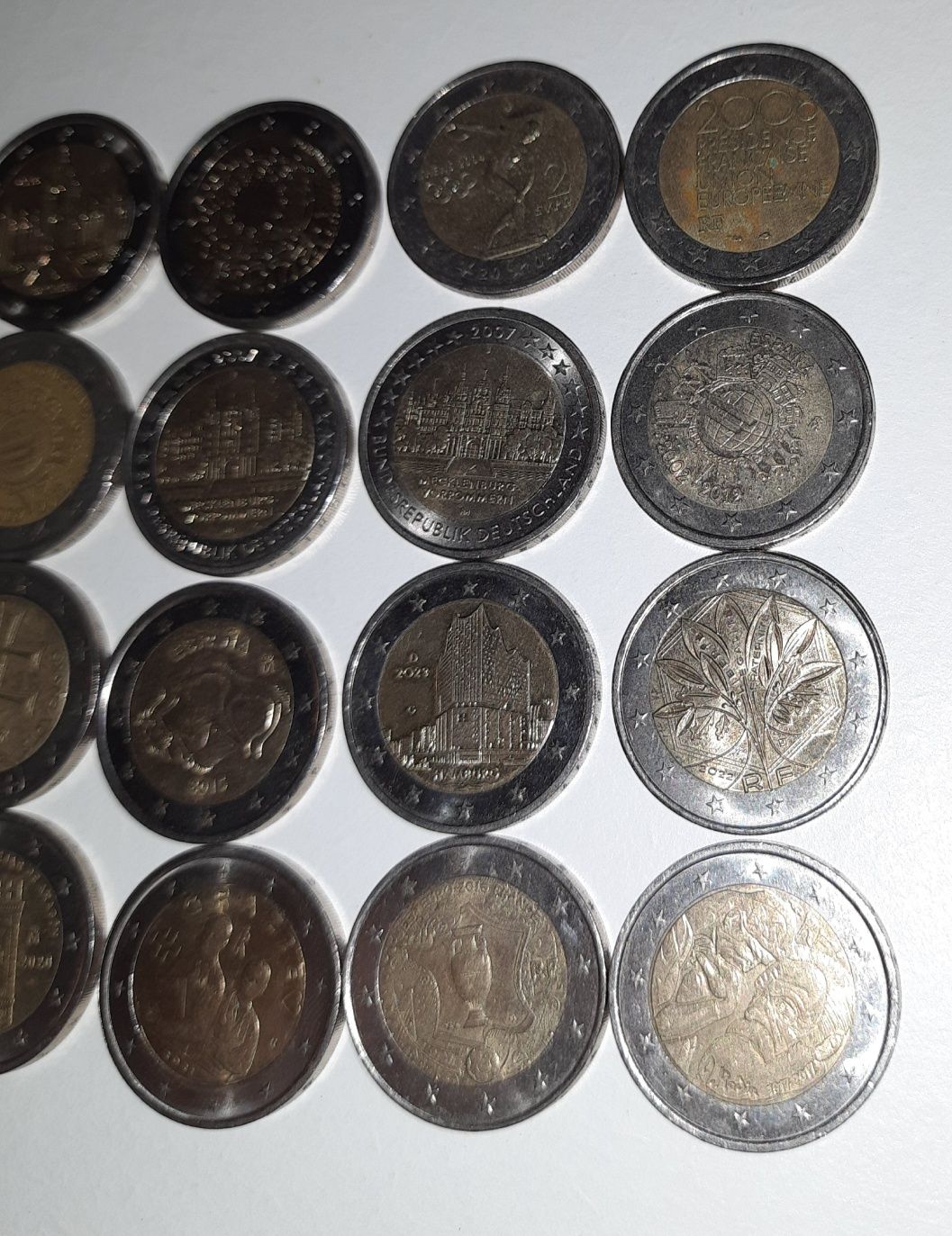 Moedas 2 euros especiais