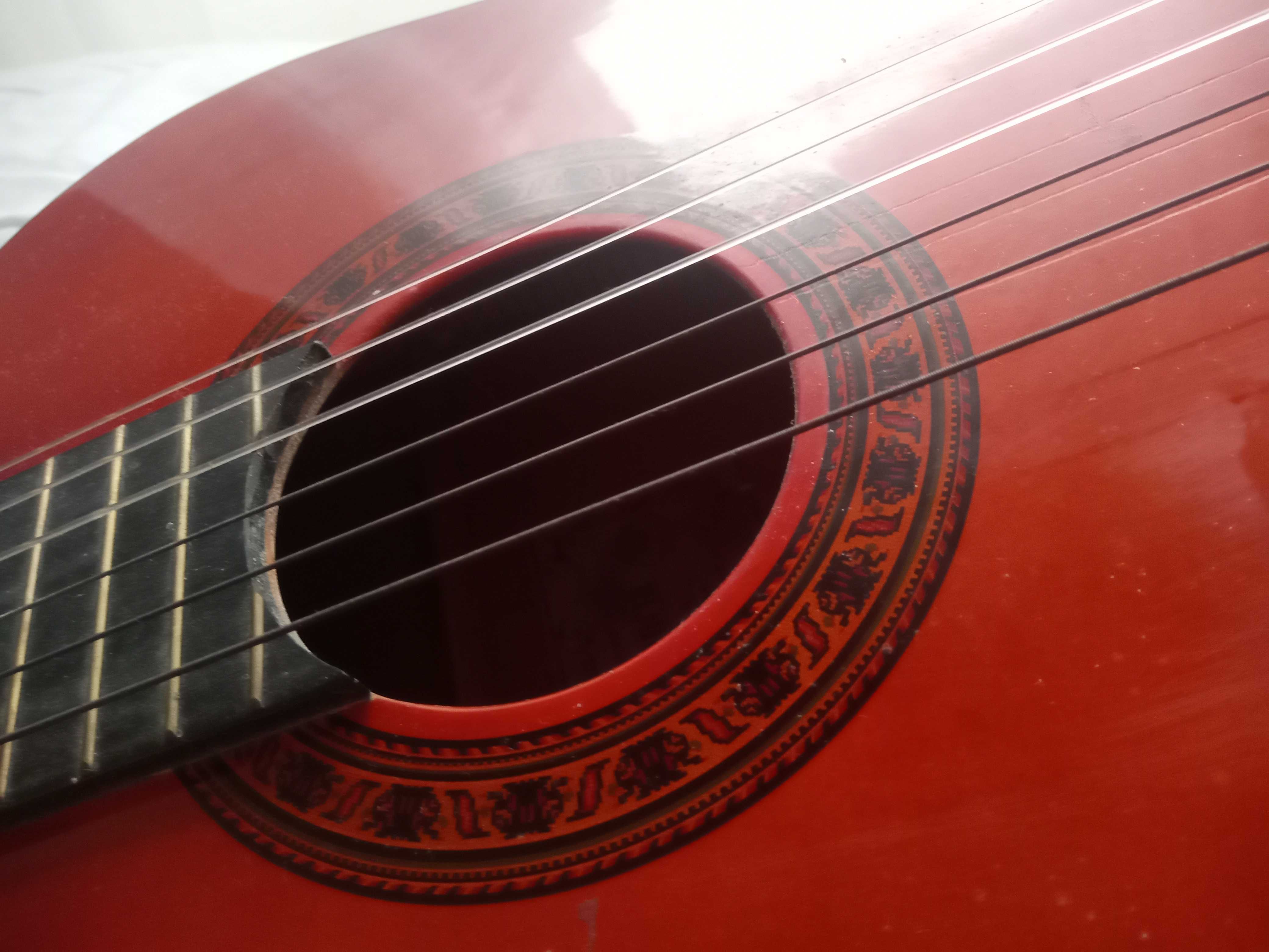 Guitarra Valência/ modelo CG160