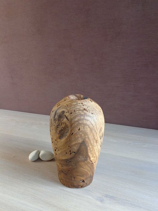 ваза з дерева подарункова