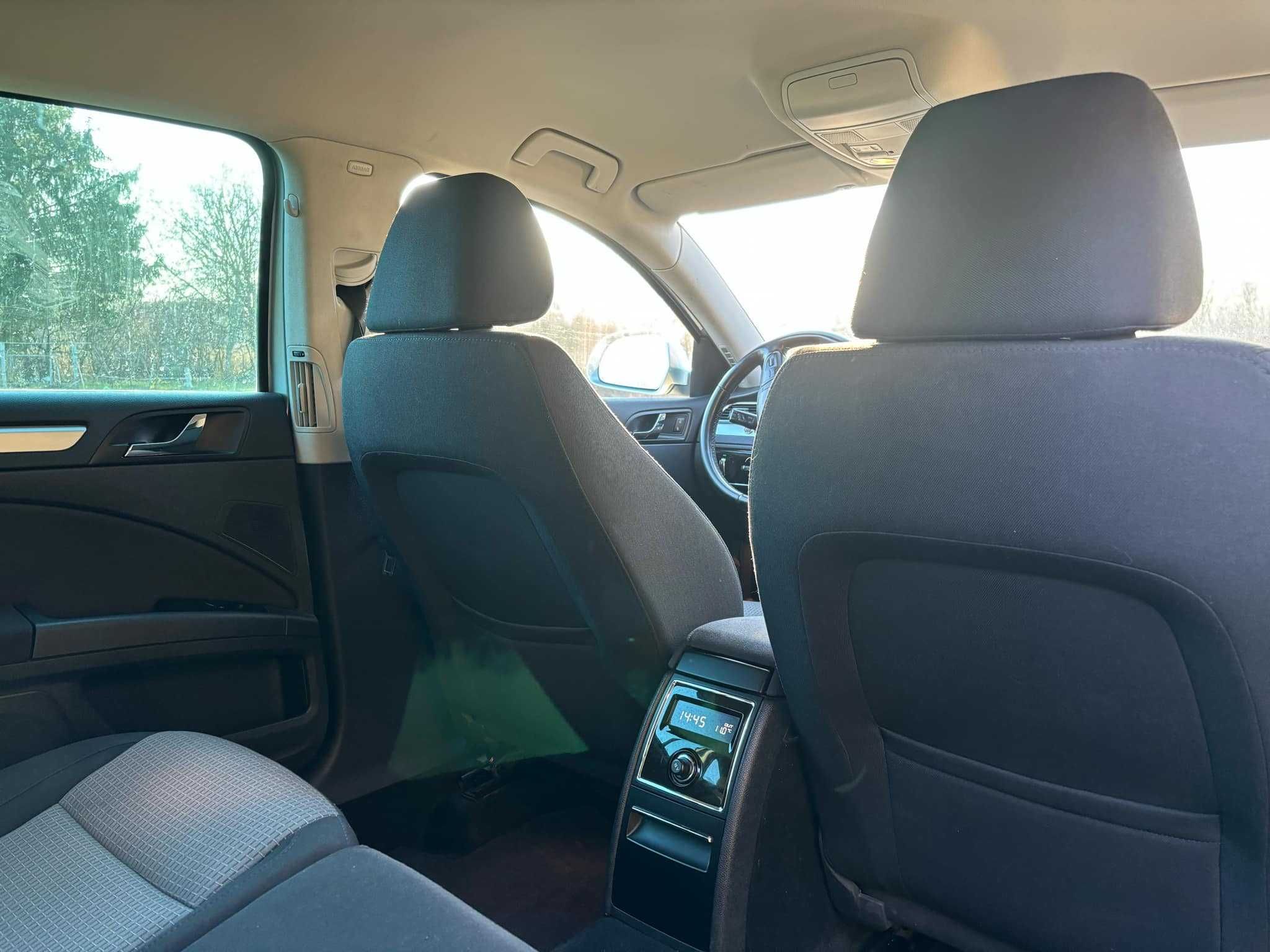 Skoda Superb 2011