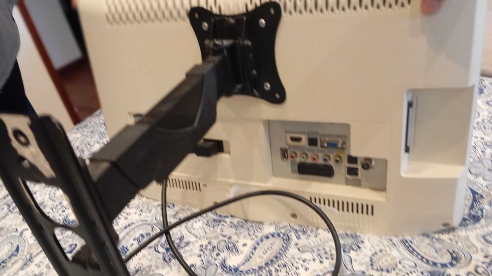 Televisão 32 polegadas