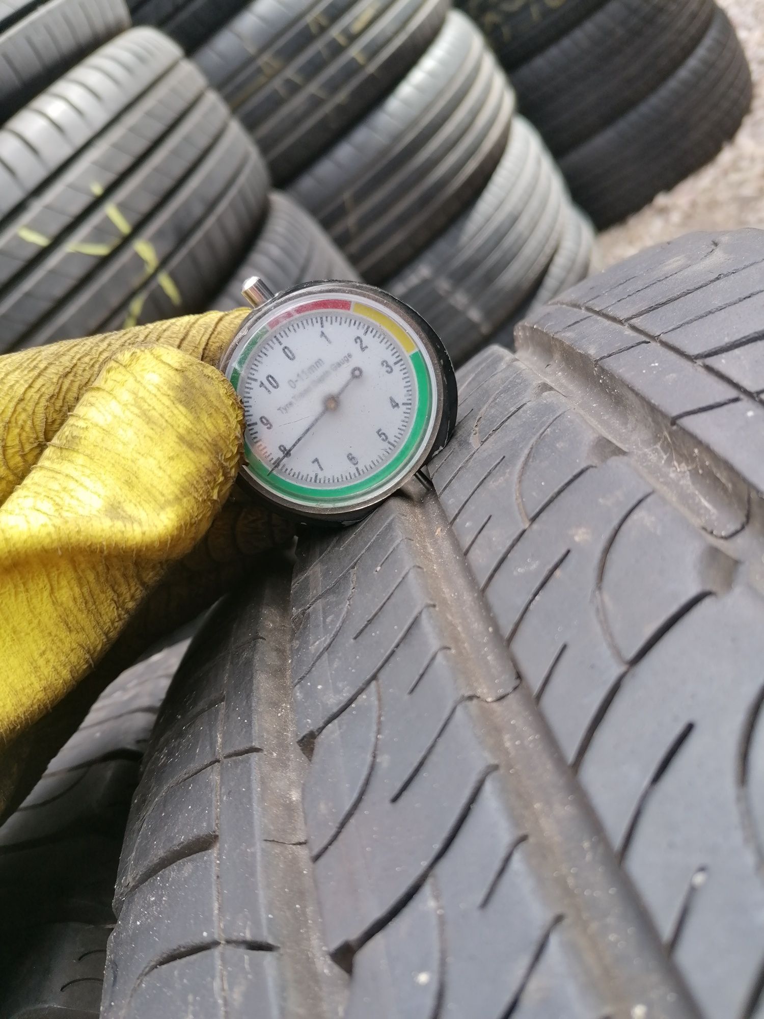 215/65/15 C Goodyear