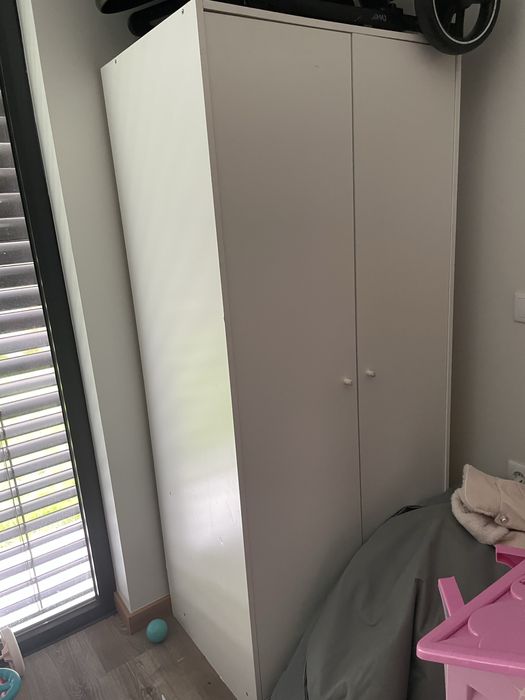 Armario de roupa novo ikea