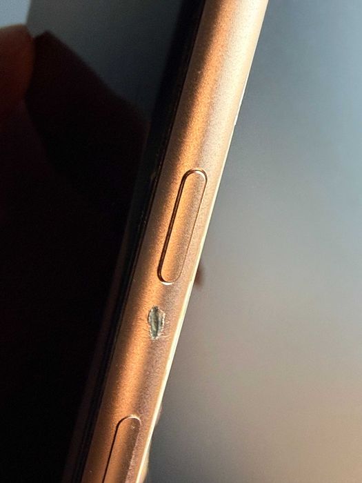 Продам Apple iPhone 8 • 256 GB • Gold • Neverlock