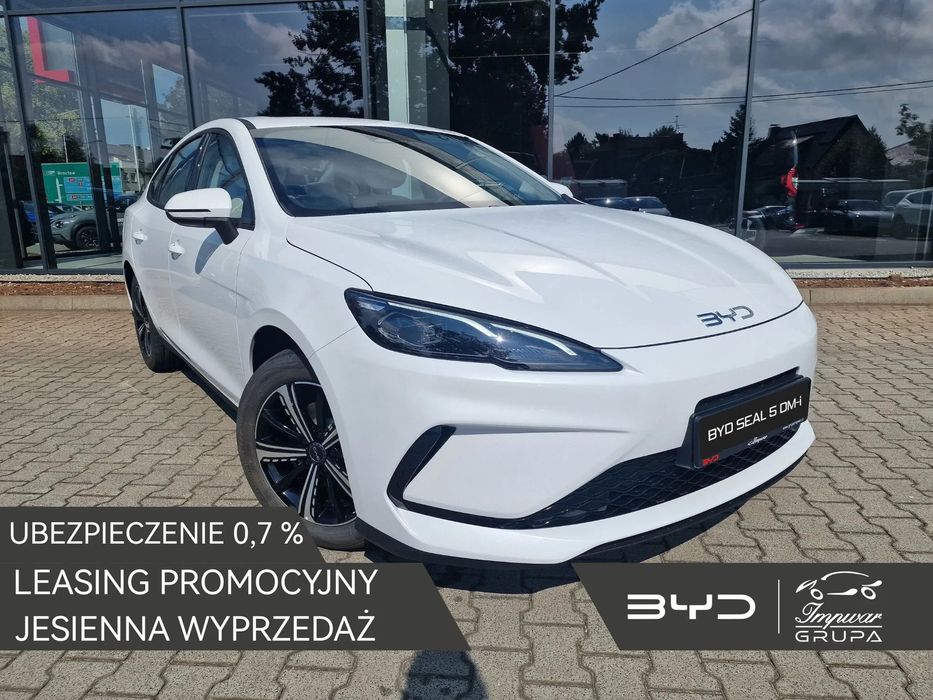 BYD Seal 5 Zasięg 1050 km / Kamera cofania / Ekran 12,8 ''