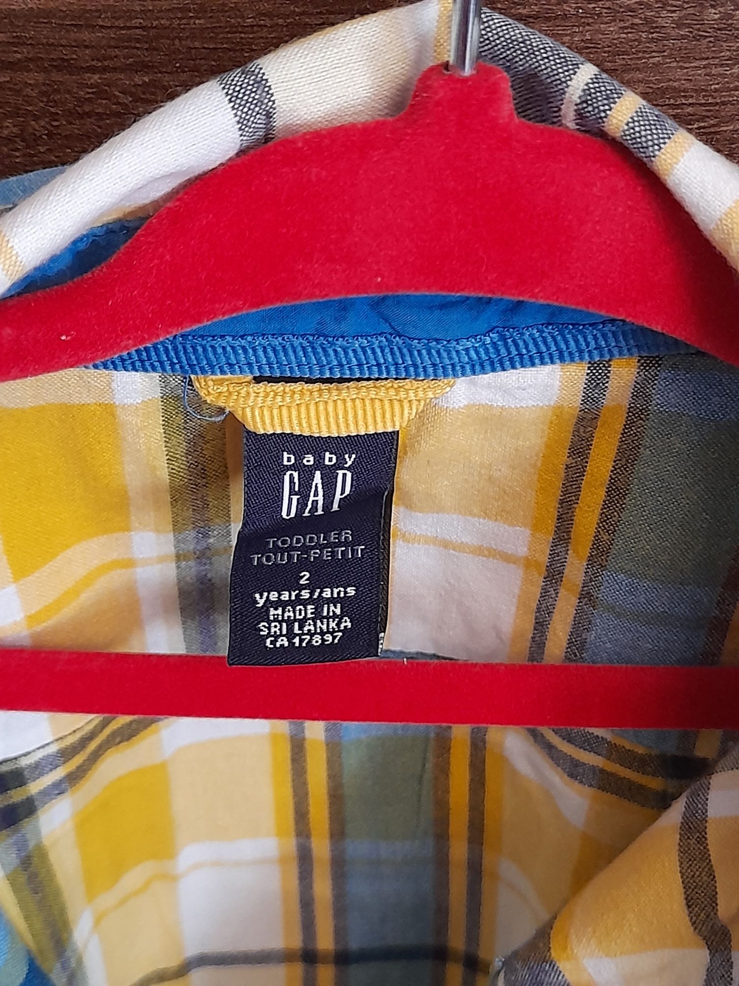 Firma GAP  koszula chłopienca.