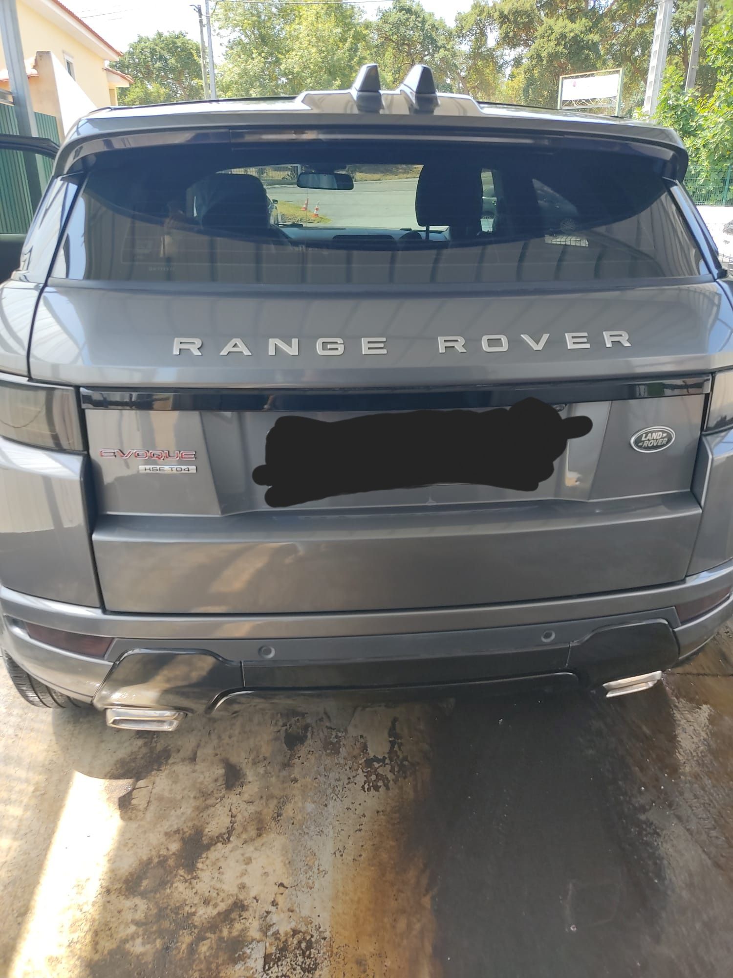 Range rover evoque
