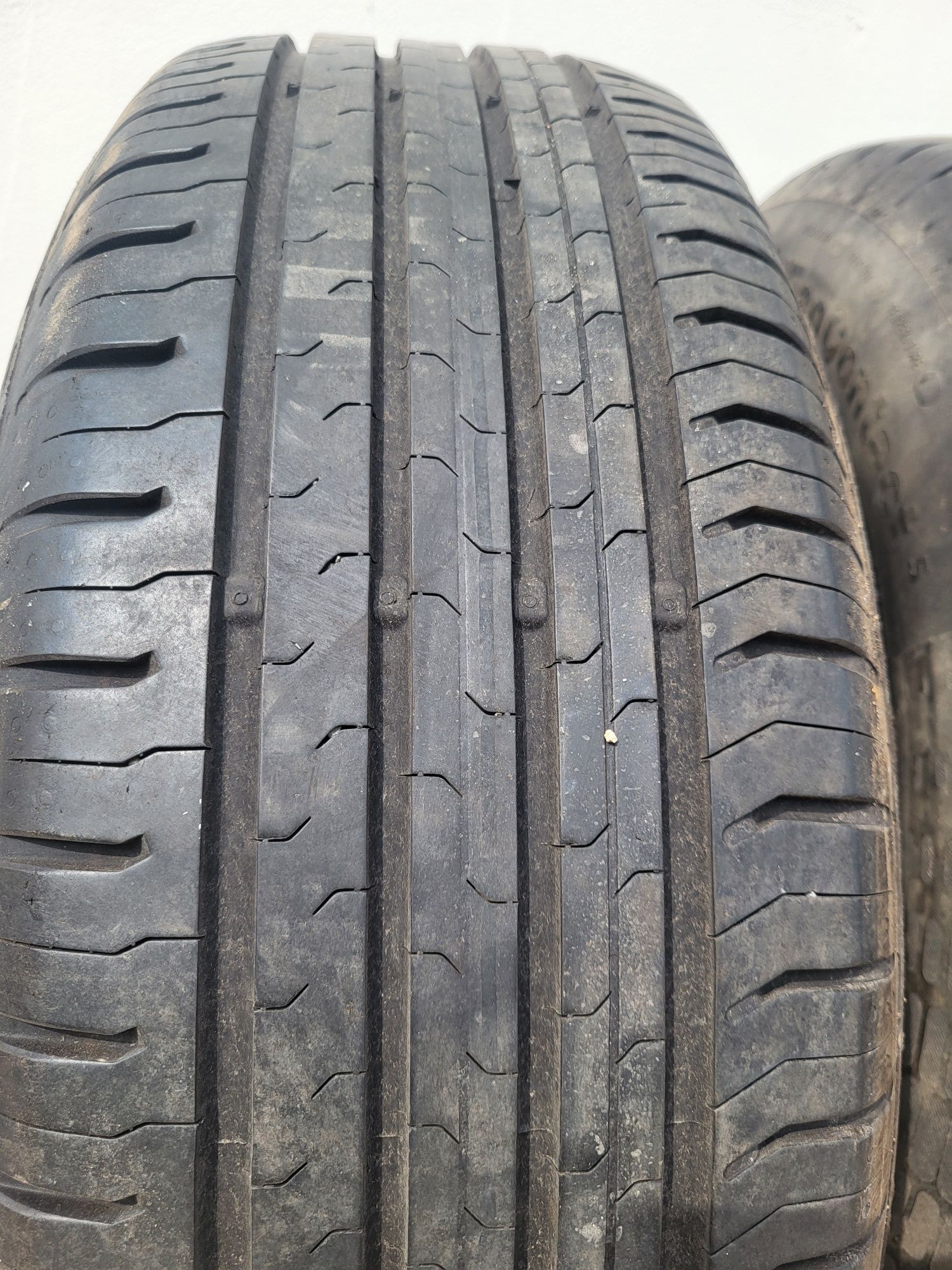 Opony Continental 215 65 r 16