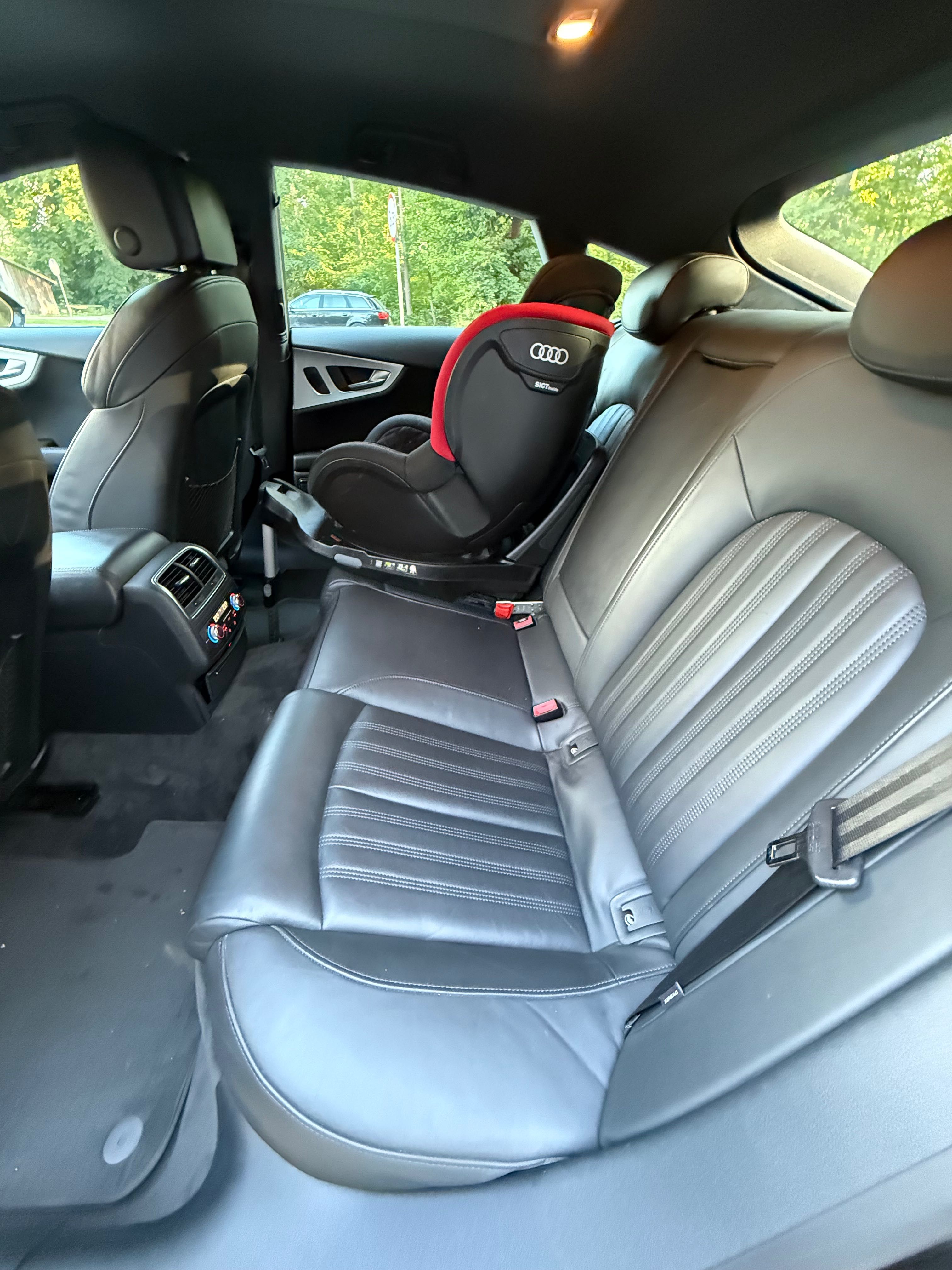 Audi A7 S-line 2011r Matrix