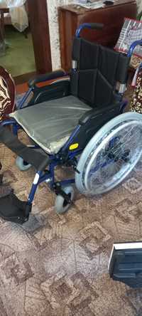 Крісло инвалідне