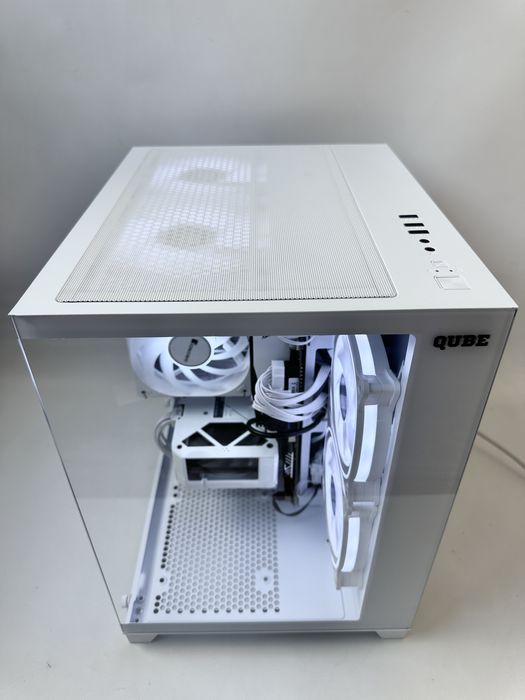 ПК RTX5060TI 16gb Ryzen 7700 32 gb ssd m2