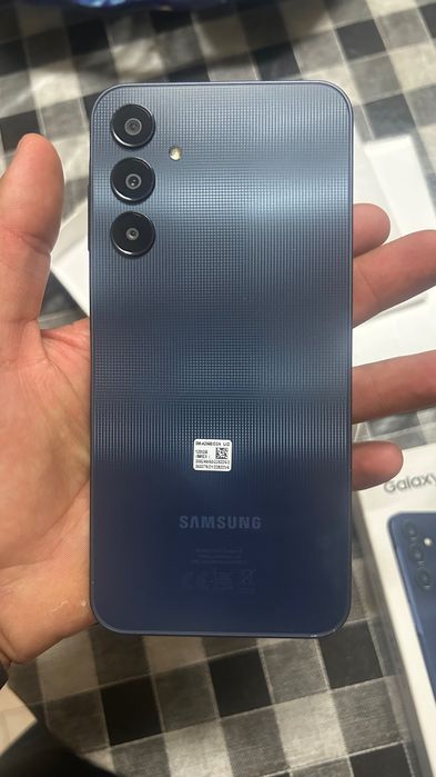 Galaxy A25 5G para venda acompanha 3 capas