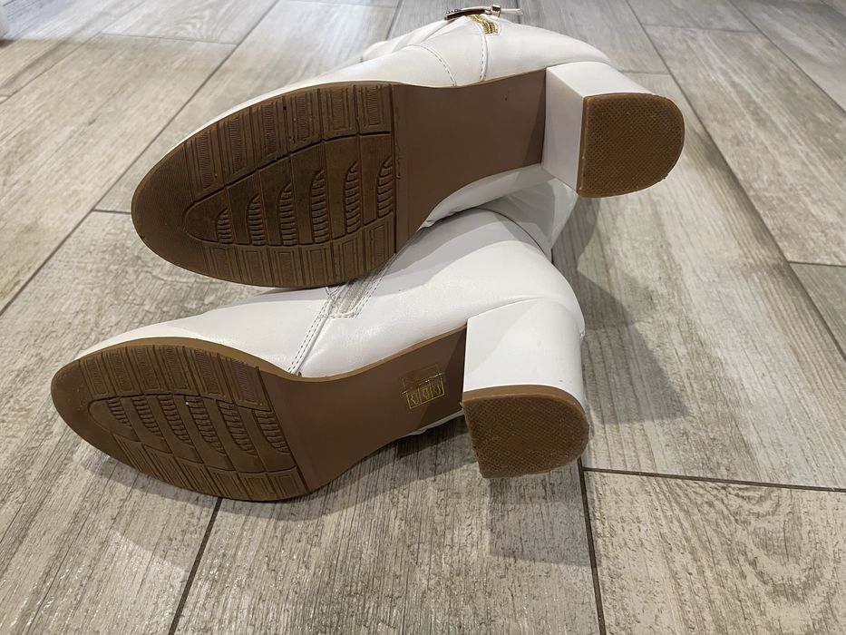 Чоботи зимові 39 р