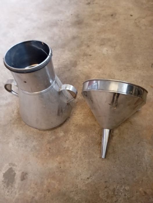 Vendo estas peças muitas bonitas bom estado