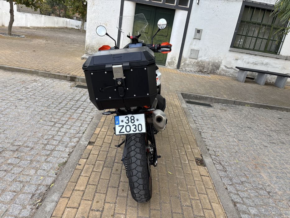 Mota KTM 790 Adventure “R”