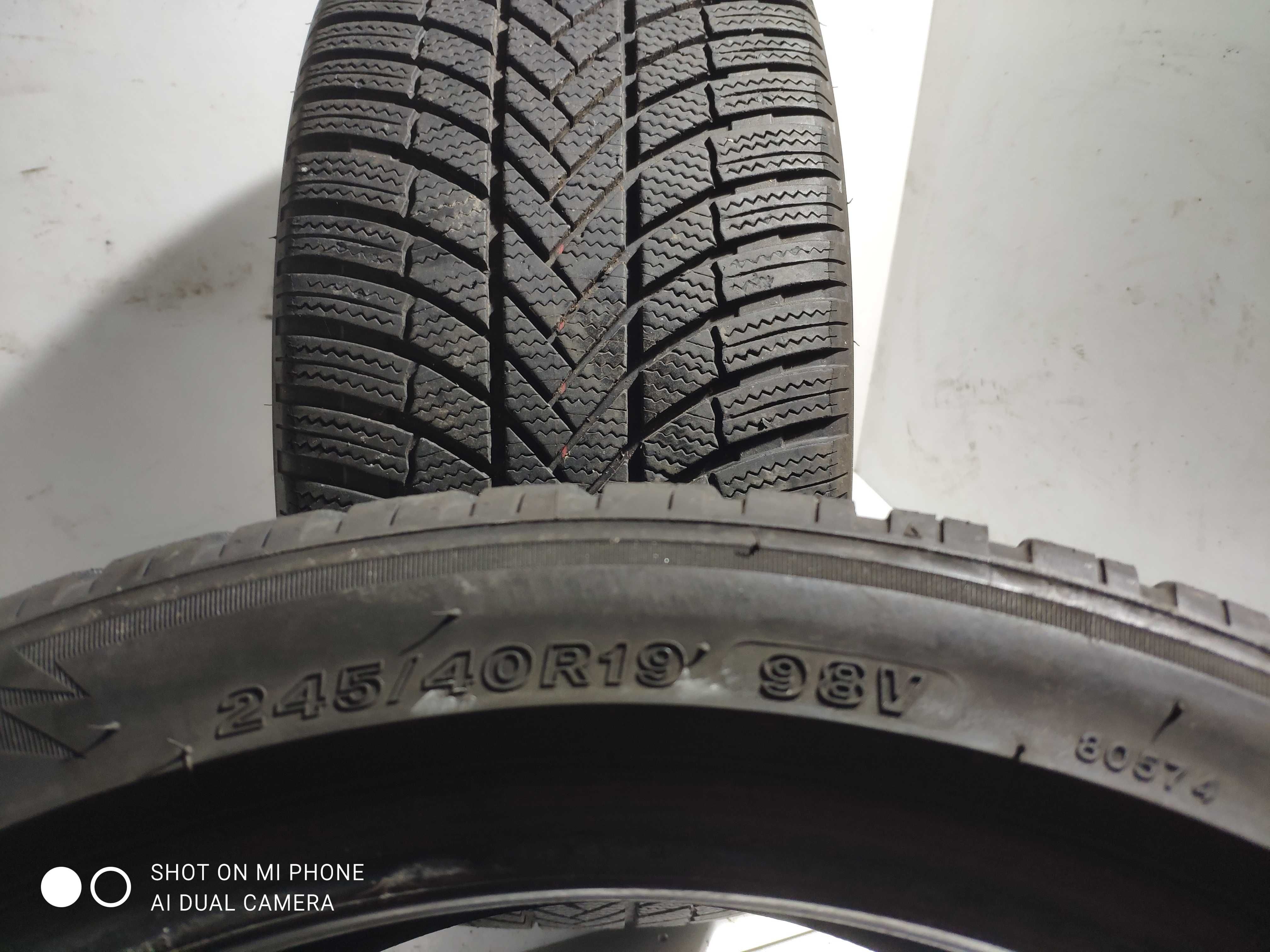 Opona Opony 245/40R19 BRIDGESTONE 98V BLIZZAK LM005 para 2szt zimowe