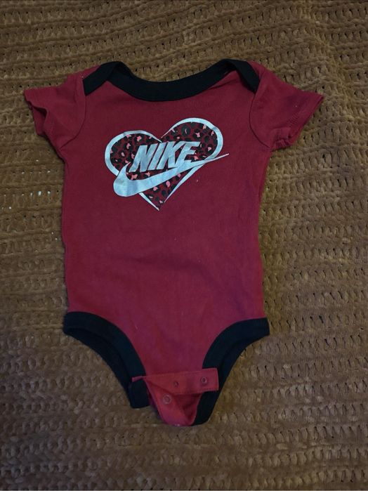 Боді найк, оригінал