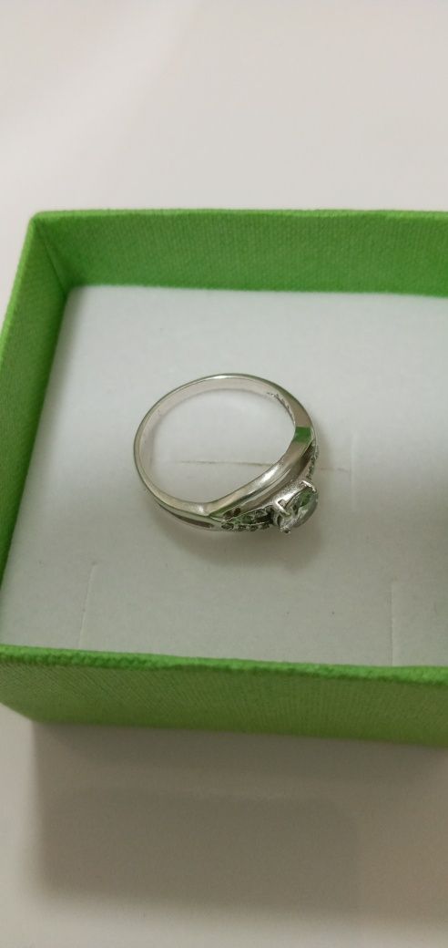 Серебряное кольцо 18 размер