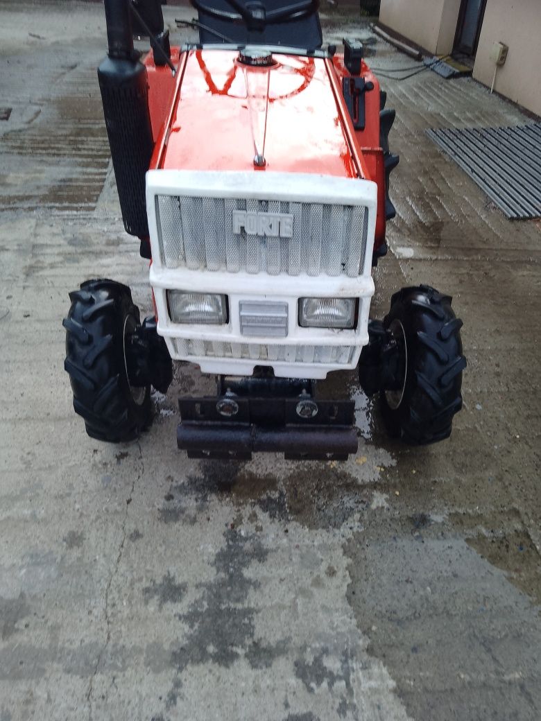 Sprzedam traktorek yanmat 4x4 z mulczerem