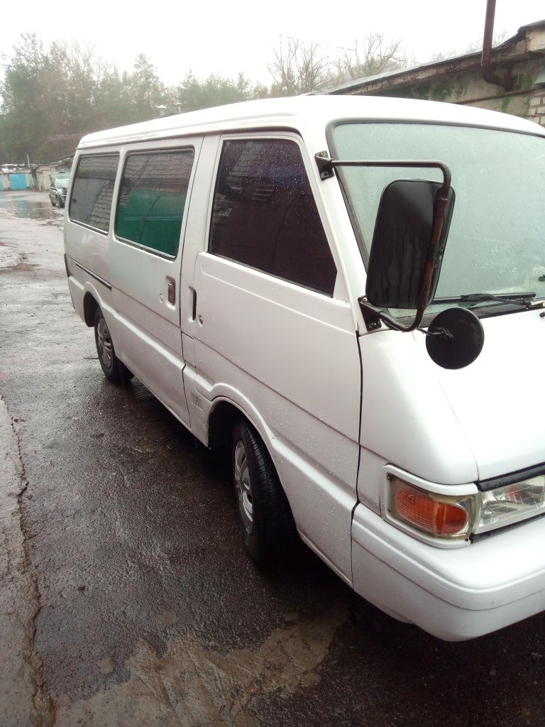 Продам Киа Беста  2.2 D 1997,г