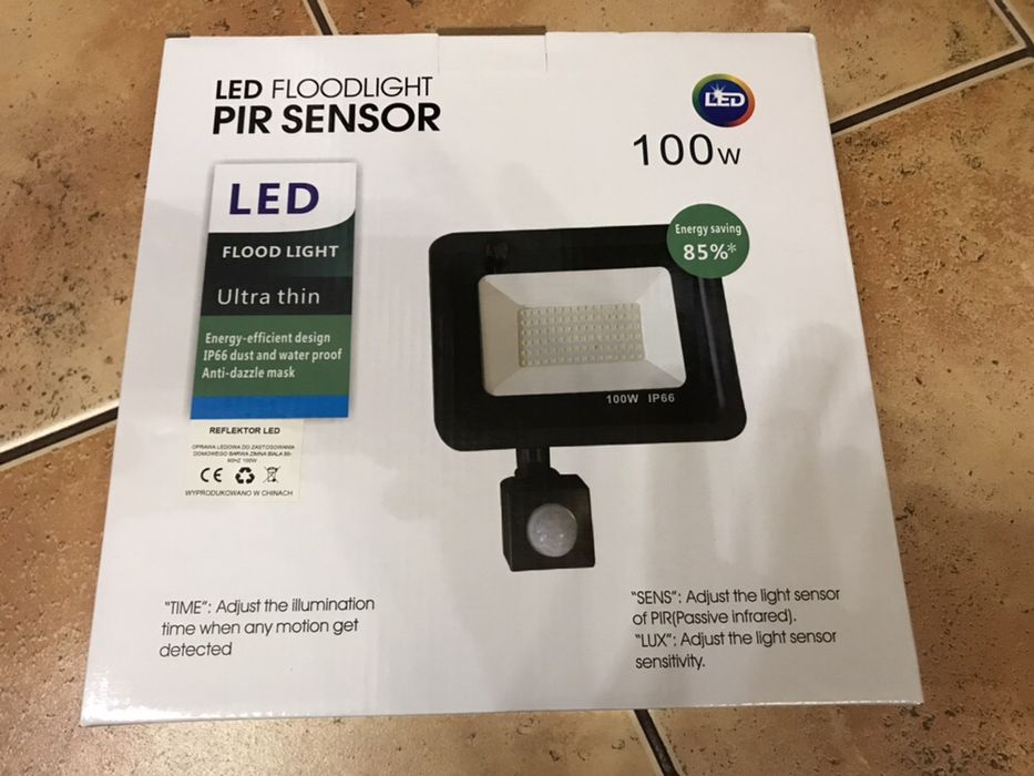 Halogen LED 100w z czujnikiem bardzo mocna