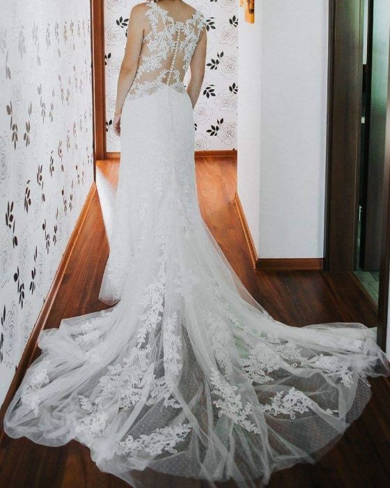Suknia ślubna Lillian West 34/36, na wzrost 163 cm