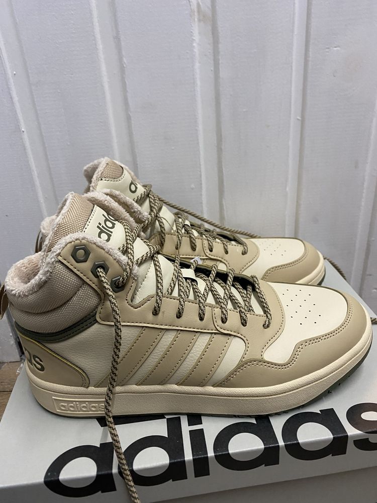 Чоловічі зимові кросівки черевики Adidas Hoops 3 Mid